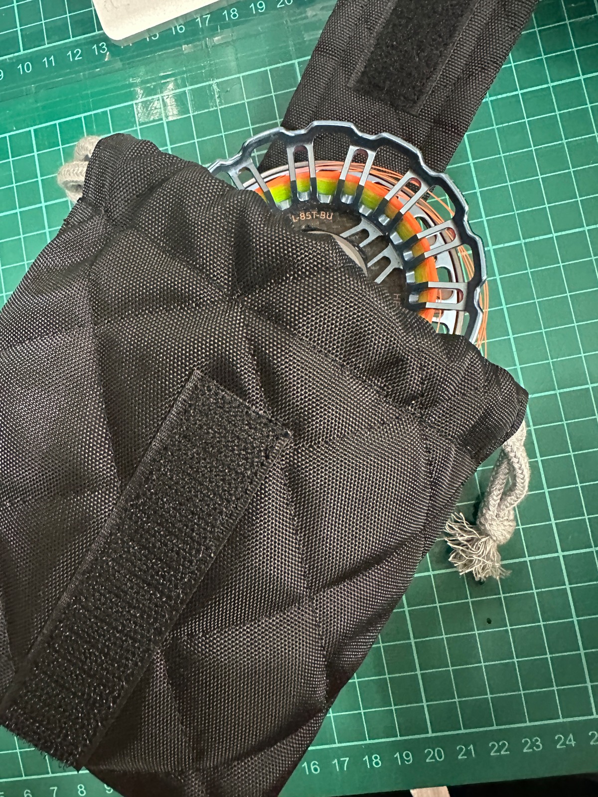 キルト素材巾着リールケース